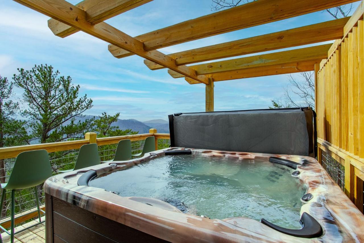 3 Pines Lodges Luxury Mountain View Hot Tub Sevierville Exteriör bild