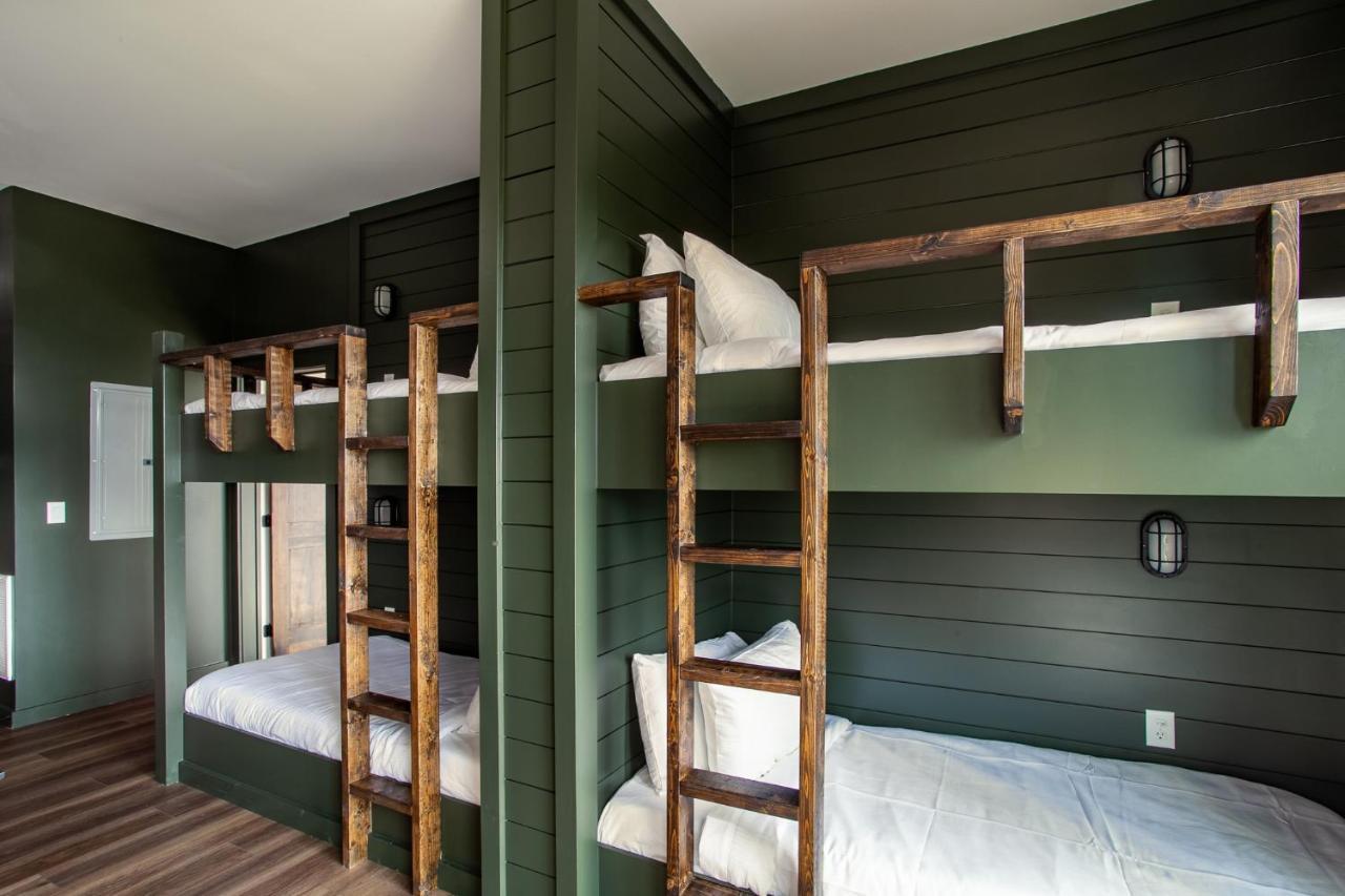 3 Pines Lodges Luxury Mountain View Hot Tub Sevierville Exteriör bild